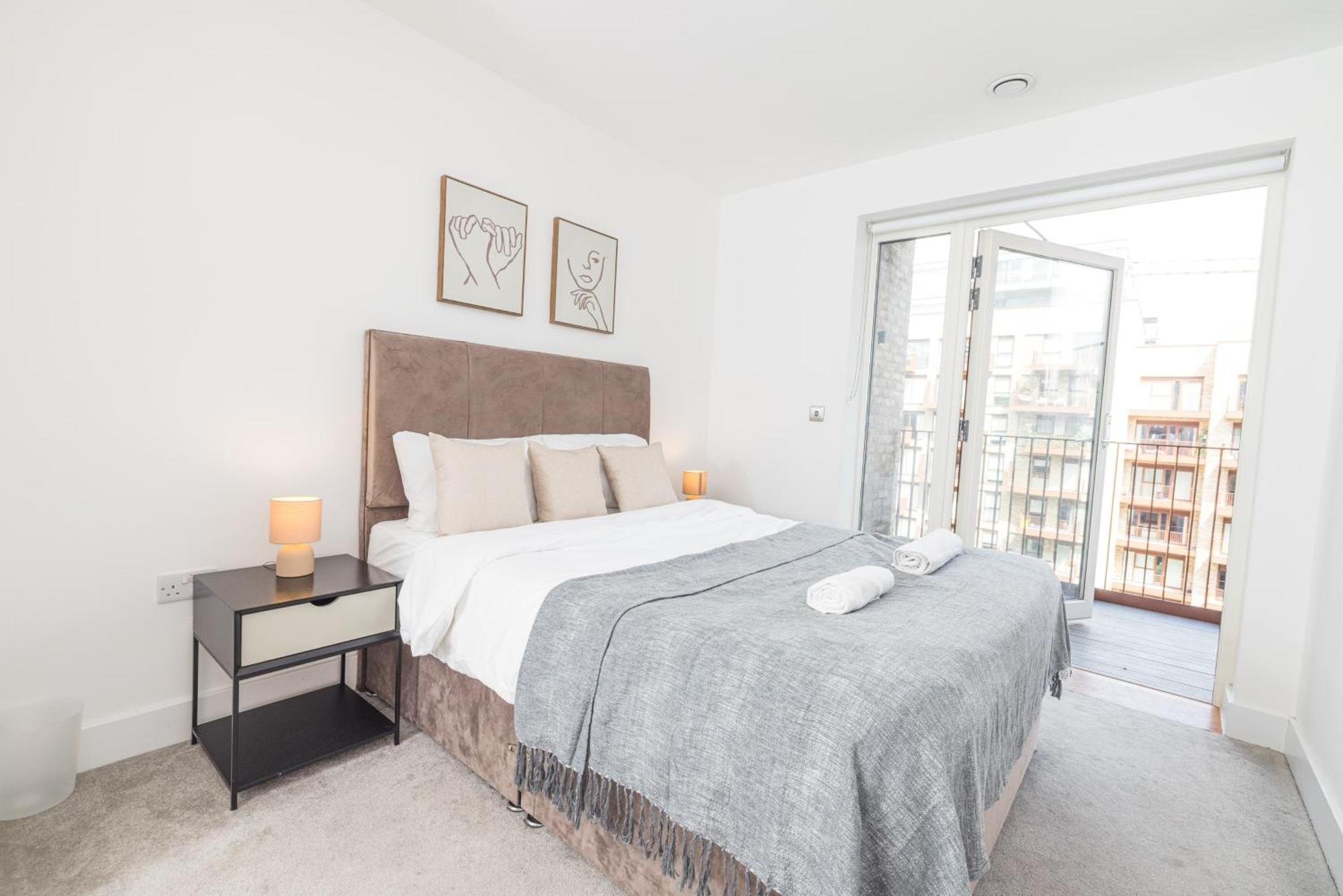 City Escape - Royal Wharf London Eksteriør bilde